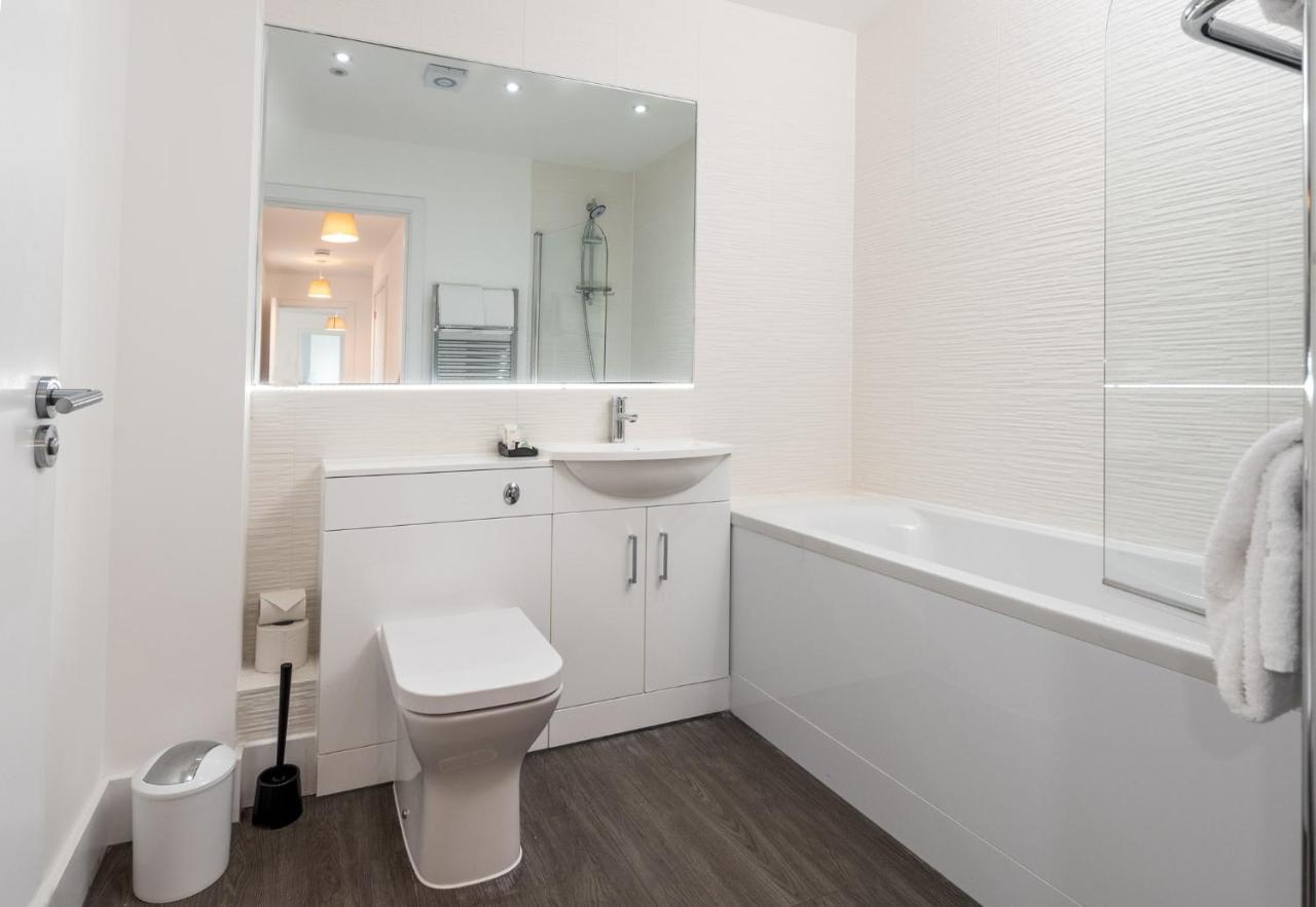 היימל המפסטד Abodebed Oval View Apartments מראה חיצוני תמונה