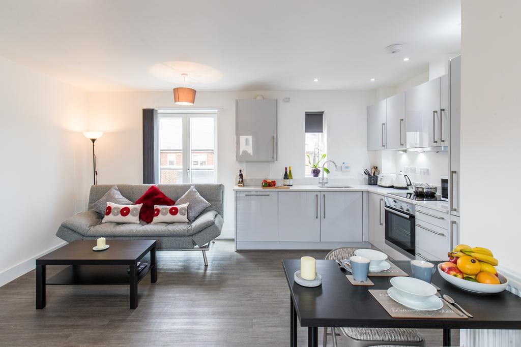 היימל המפסטד Abodebed Oval View Apartments מראה חיצוני תמונה